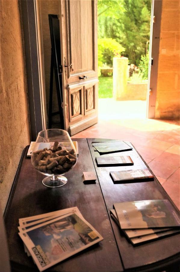 La Maison De... Espiet Luaran gambar